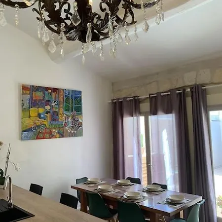 Duplex Familial Au Cœur De La Cité Médiévale Aigues-Mortes