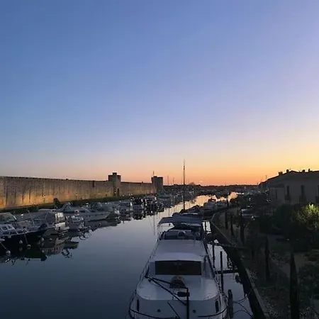 Duplex Familial Au Cœur De La Cité Médiévale * Aigues-Mortes