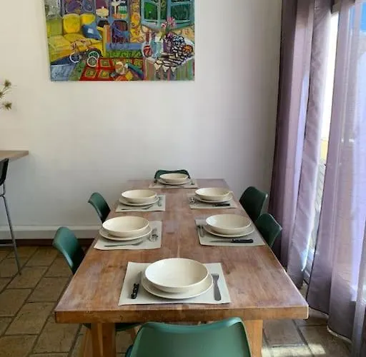 Διαμέρισμα Duplex Familial Au Coeur De La Cite Medievale *