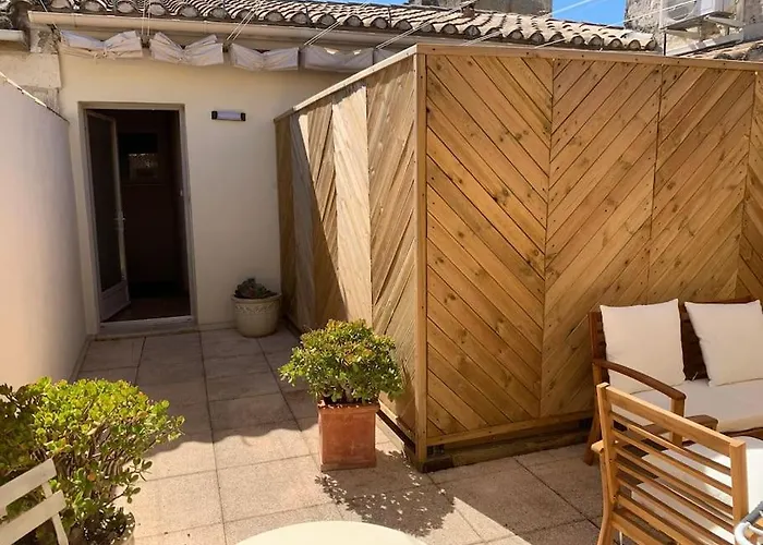 Duplex Familial Au Coeur De La Cite Medievale Διαμέρισμα *